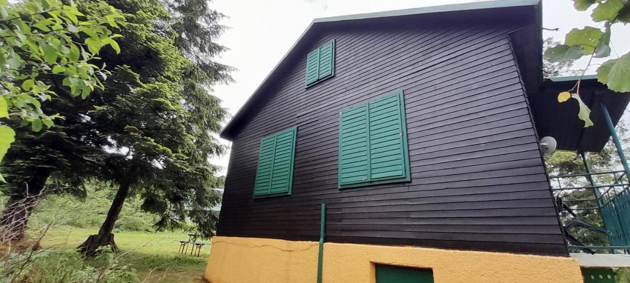 Chata Julka Dedinky Exterior photo